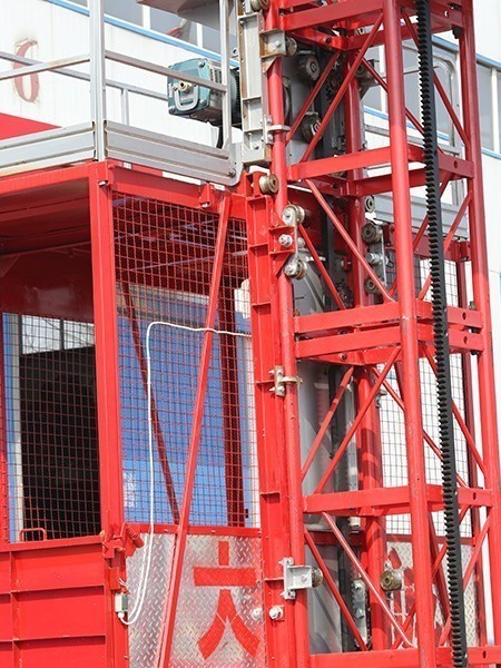 施工升降機(jī)設(shè)備運(yùn)行前需要的檢查！